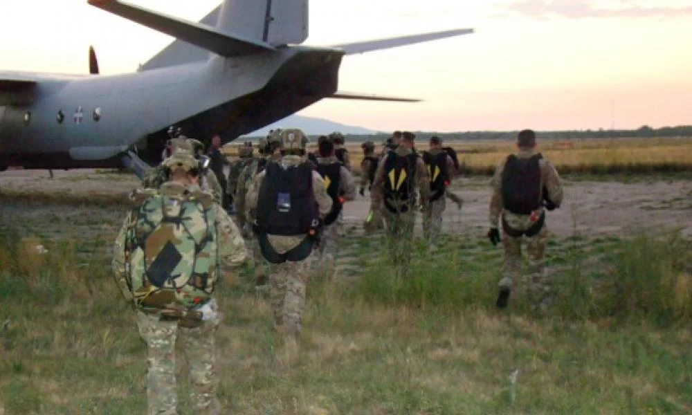 Στρατιωτική άσκηση Σερβίας-Ελλάδος-Κύπρου: Πιέσεις ΗΠΑ-Γερμανίας για αναγνώριση του Κοσσόβου από την Αθήνα